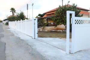 שערים חשמליים PVC של פנסי