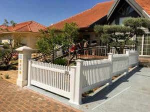 גדר לבית בתלמי אלעזר - גדר פנסי דגם אדיר